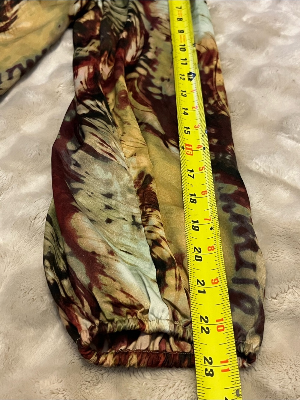 Simply Vera Vera Wang Abstract Watercolor Tie Neck Blouse Medium - Picture 11 of 15
